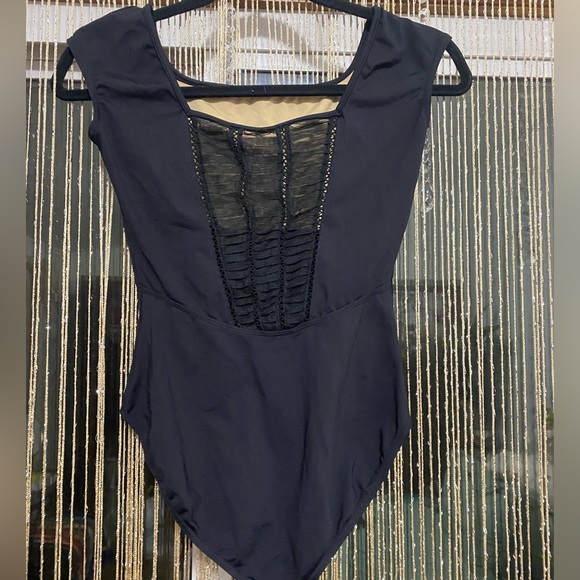 Mirella cap sleeve leotard - Picture 2 of 2